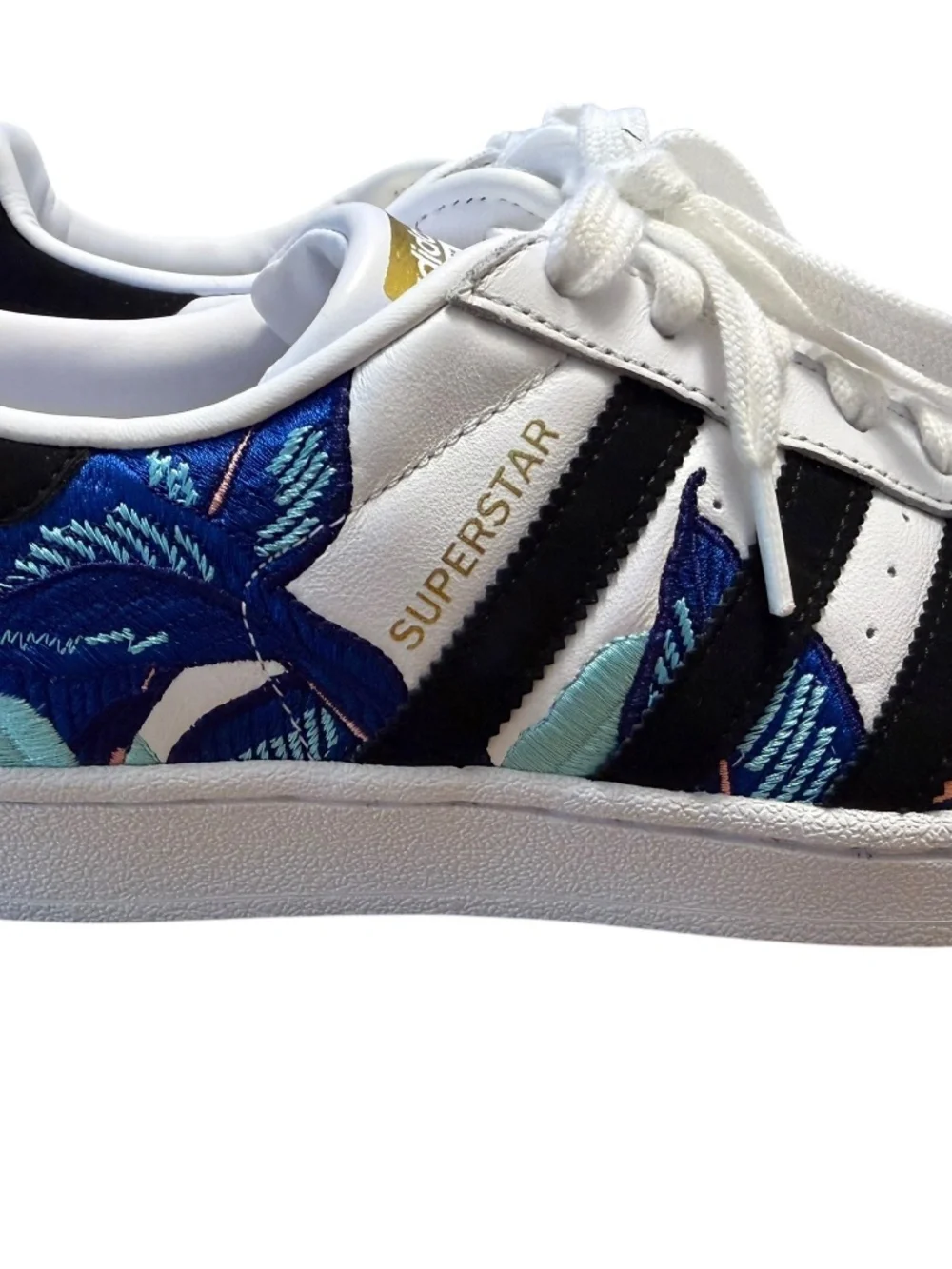 Floral Embroidered Leather Shell Toe Sneakers Adidas Superstar Women's 9